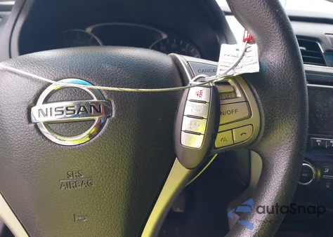 2015 Nissan Altima 2.5 S из США, поврежденный, VIN 1N4AL3AP0FN919040